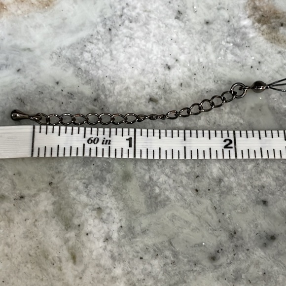 EUC New York & Co Beaded Multi Strand Floating Silver Gunmetal Necklace Choker - Picture 4 of 5